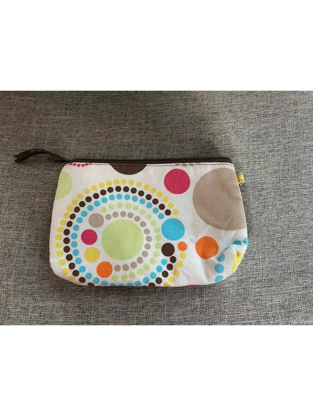 Thirty One Small Zipper Pouch In Circle Spirals Pattern 8x5”
